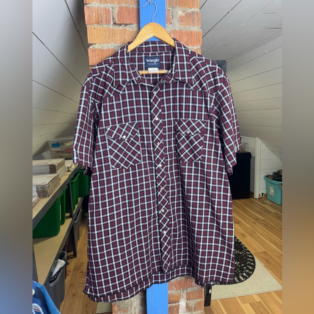 Men’s Wrangler Pearl Snap Button Up - Picture 2 of 4